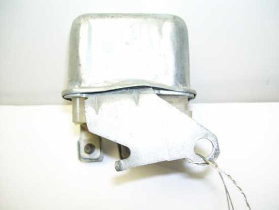 N.O.S. 66-67 D-1744 horn relay