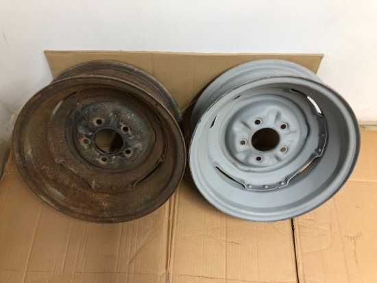 Corvette wheels with Round Rivets 2.JPG