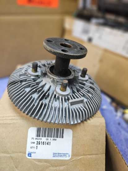 63-67 smalland big block fan clutch, NOS in box